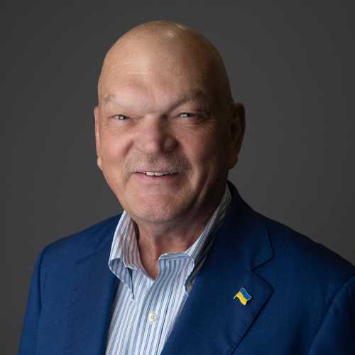 Dr. Thom Mayer