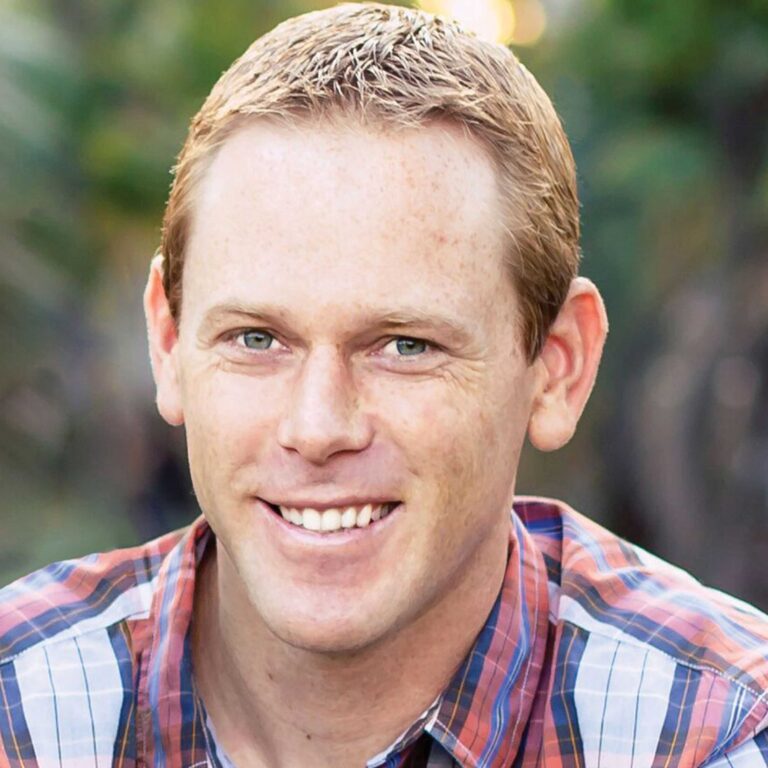 Dr. Travis Bradberry