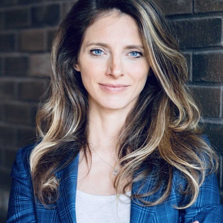 Janine Stange