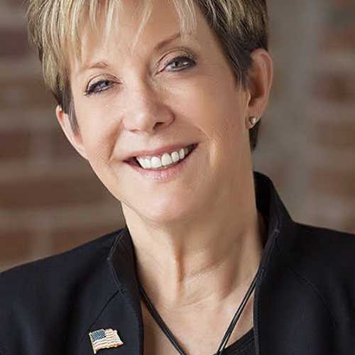 Dayna Steele